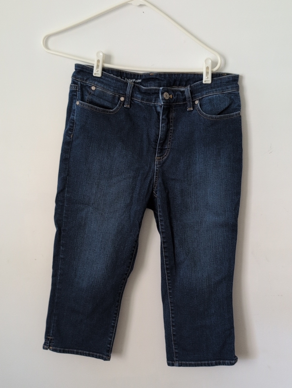 Slim Pedal Pusher Jeans in Dark Blue